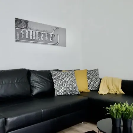 Family By Hi5 - Apartment Zamárdi