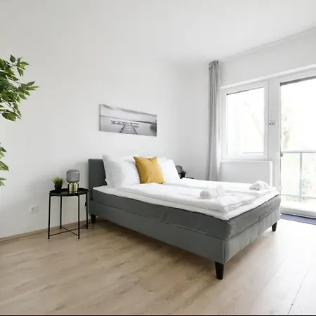 Family By Hi5 - * Zamárdi