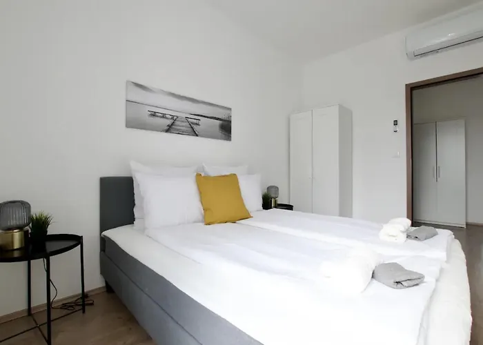 Family By Hi5 - Zamárdi