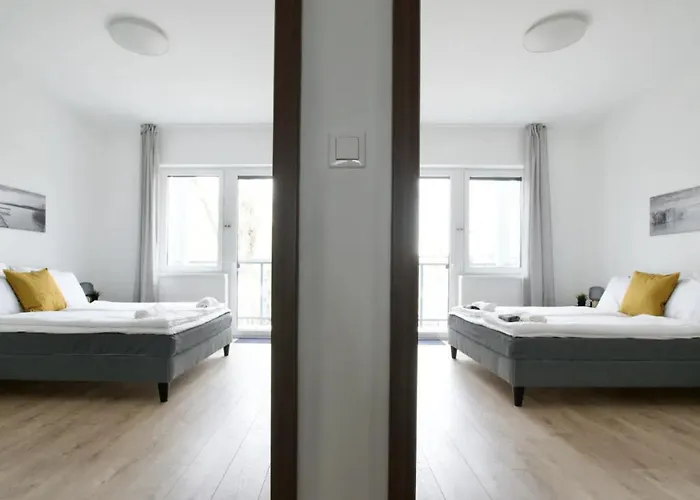 Family By Hi5 - アパート Zamárdi